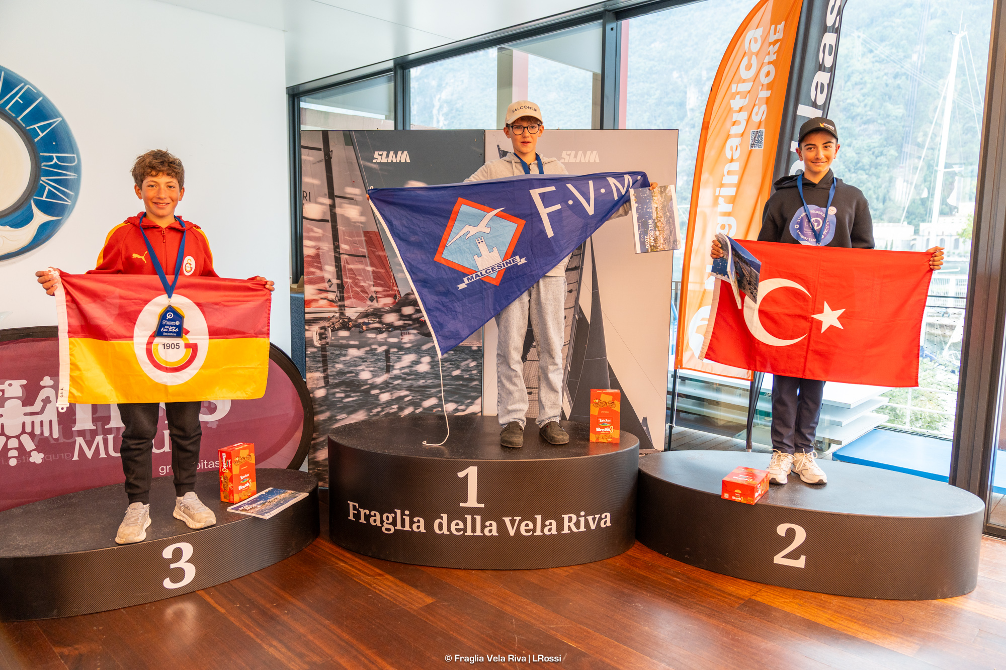 50mo Trofeo Torboli - 9th Autumn Meeting - Suzuki Cup, vincono Pietro Lombardi, Archie Dowling, Ahnieshka Madonic e Julia Saj